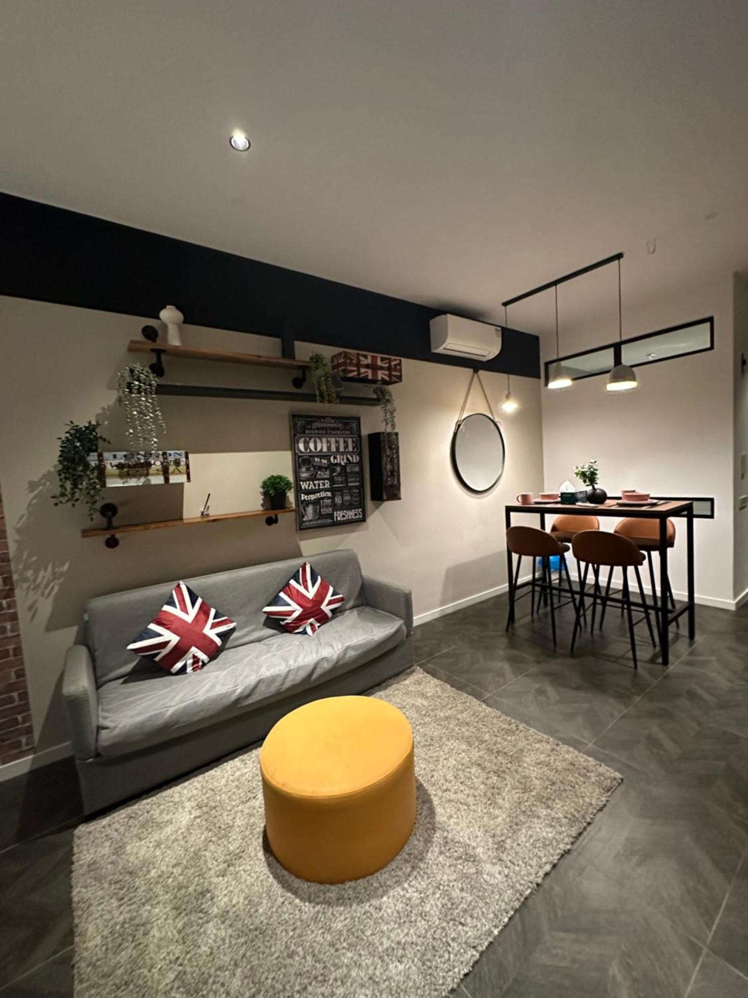 Skyline Homes By Scarletz Suites Klcc Kuala Lumpur Extérieur photo