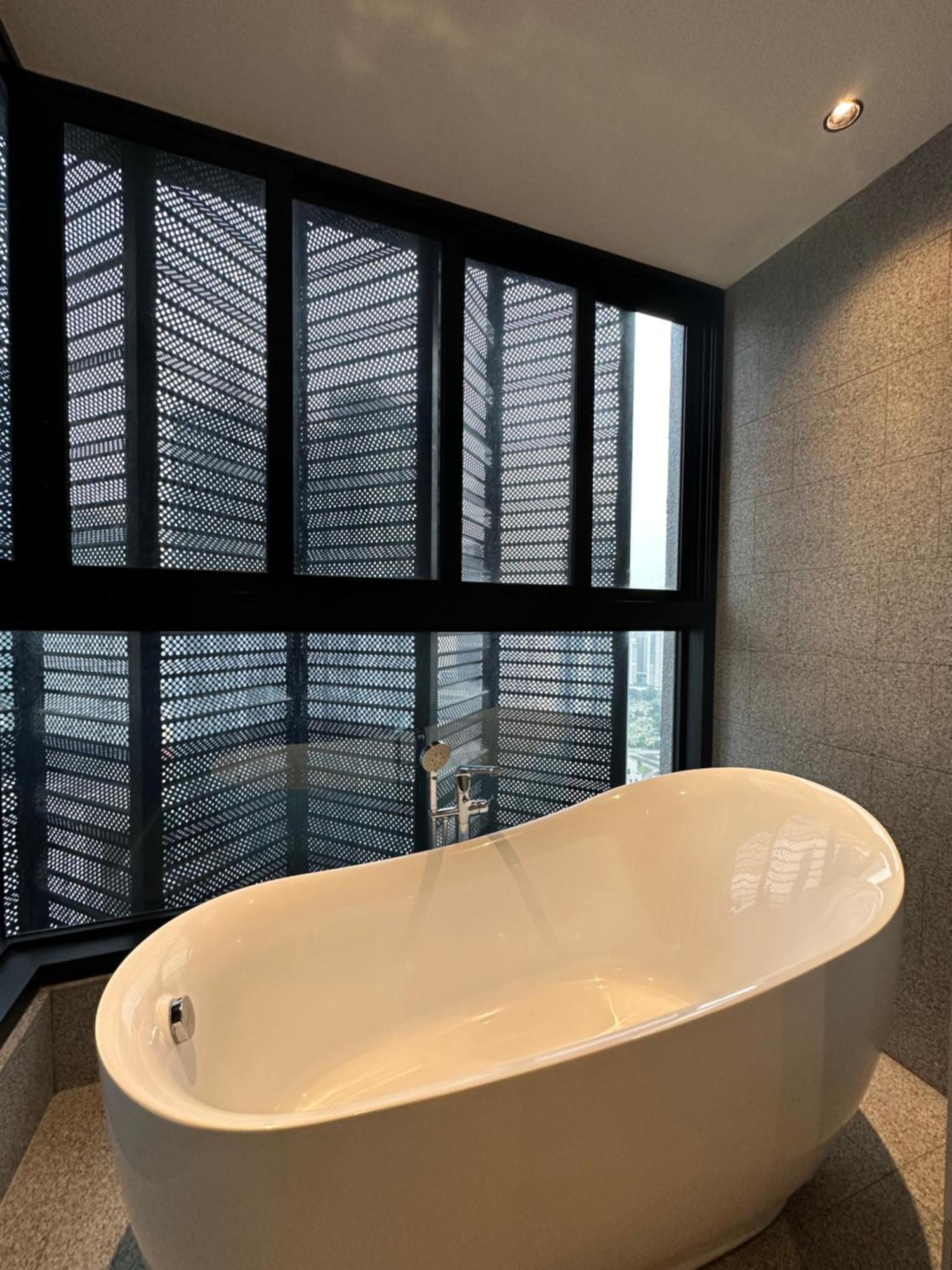 Skyline Homes By Scarletz Suites Klcc Kuala Lumpur Extérieur photo